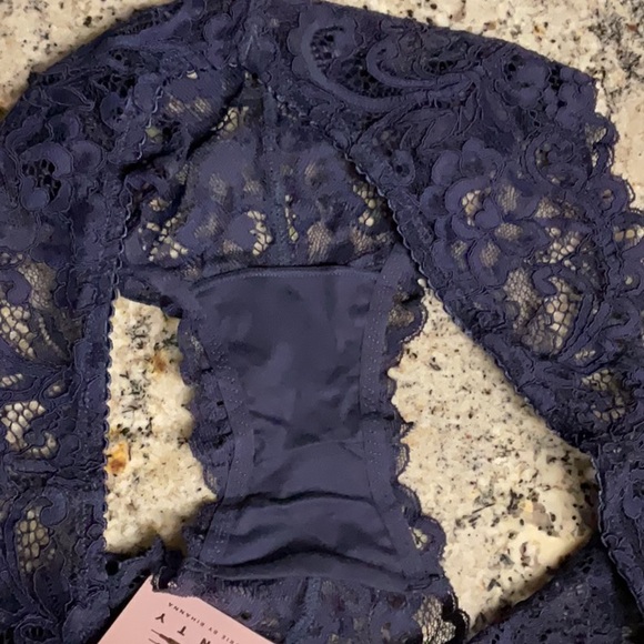 Savage x Fenty FRAMED IN DENIM LACE BRAZILIAN PANTY🌼 - Picture 6 of 7